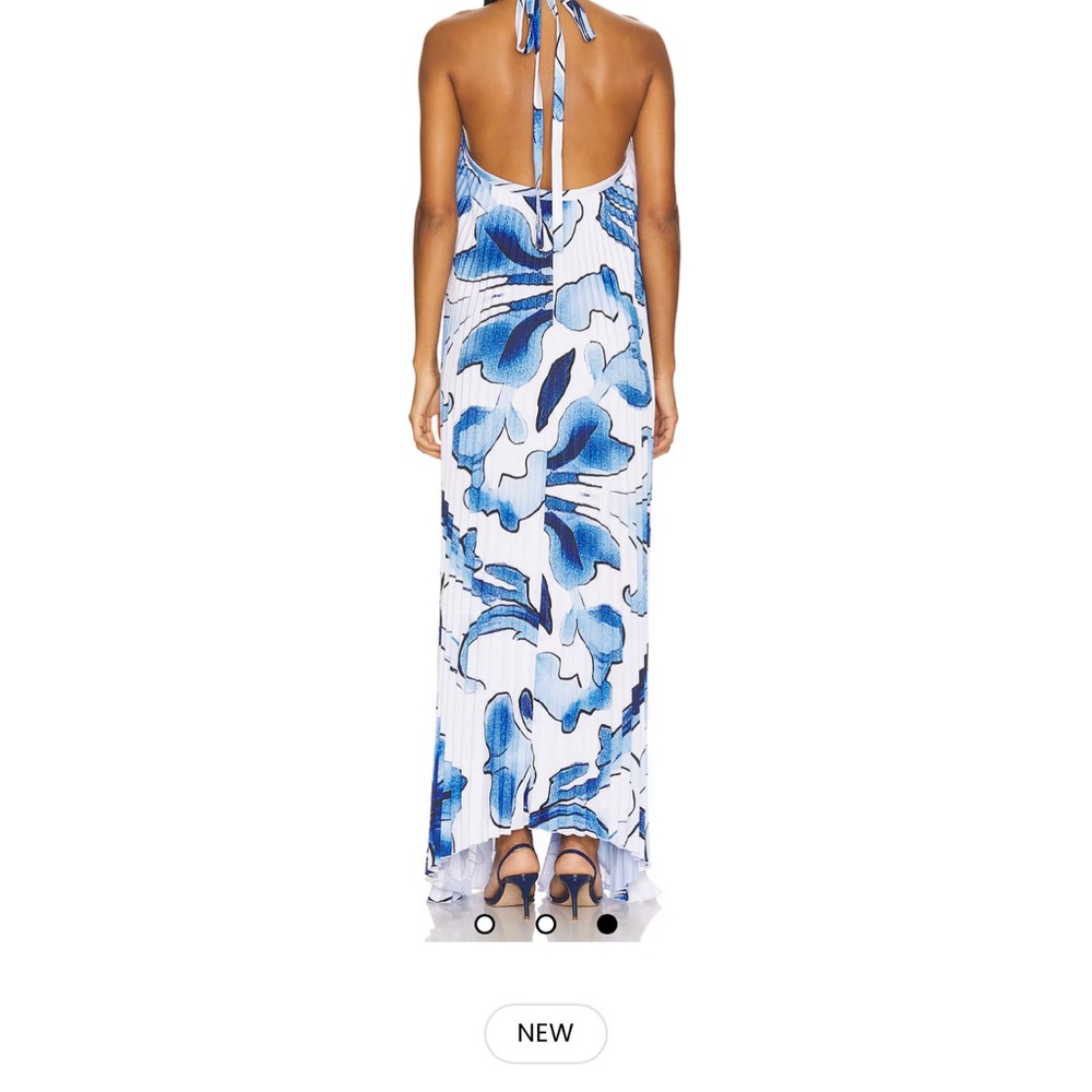 Revolve x REVOLVE Deesse Gown in Amalfitana - Picture 2 of 2